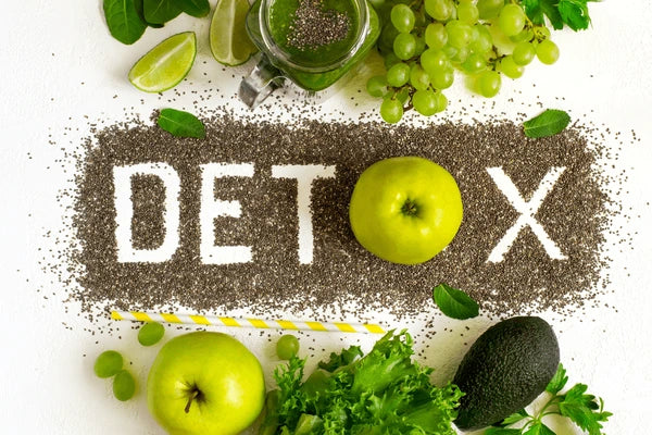 The Truth About Detox Teas and Cleanses—What Experts Say