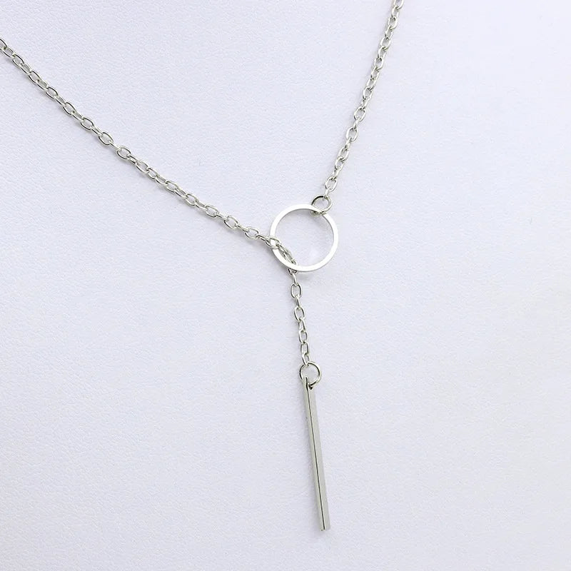 EPSINIA “Orbit” Necklace — Minimal Metal Round Pendant Necklace for Women (2025 Edition)