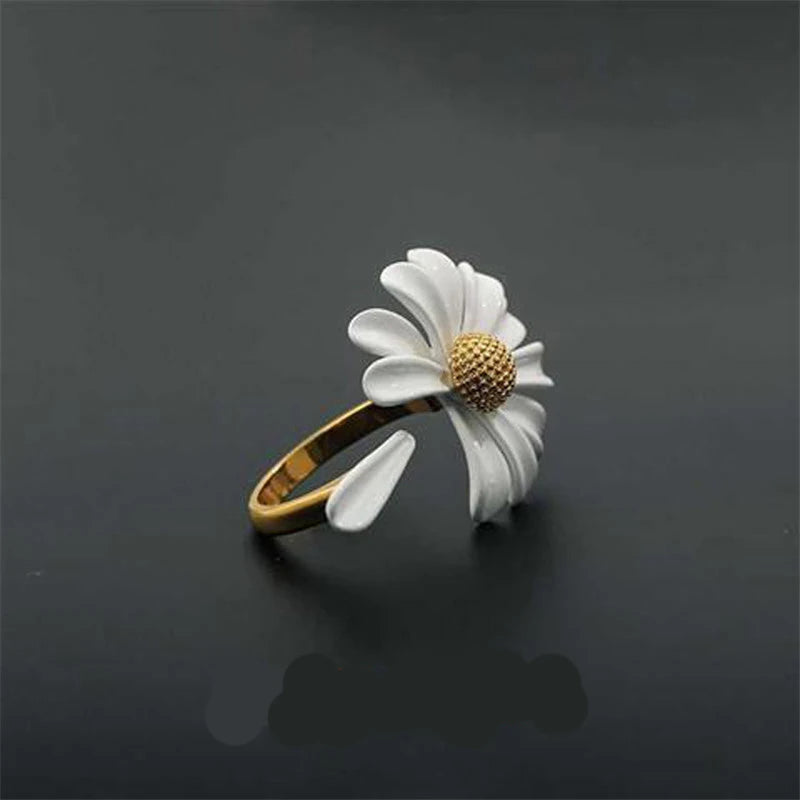 EPSINIA™ “Daisy Bloom” Ring — Korean Elegant Adjustable Flower Ring · Gold Open Design for Women · Wedding & Party Jewelry Gift
