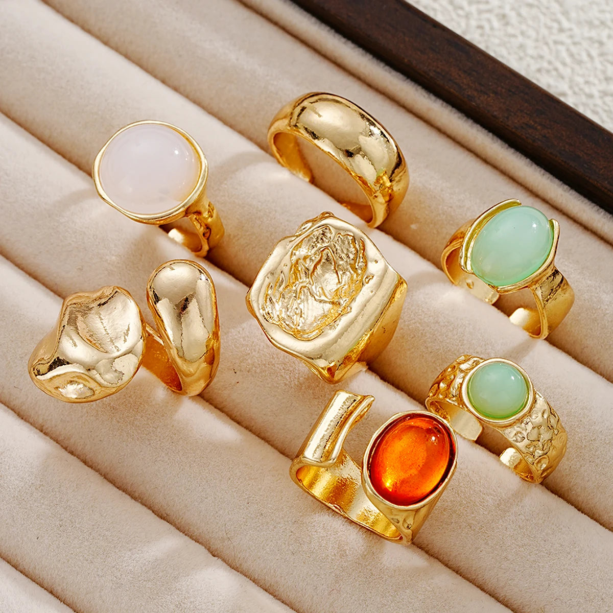 EPSINIA™ “Aurora” Set — 7-Piece Retro Irregular Gemstone Rings · Geometric Gold Opening Rings (2025 Edition),