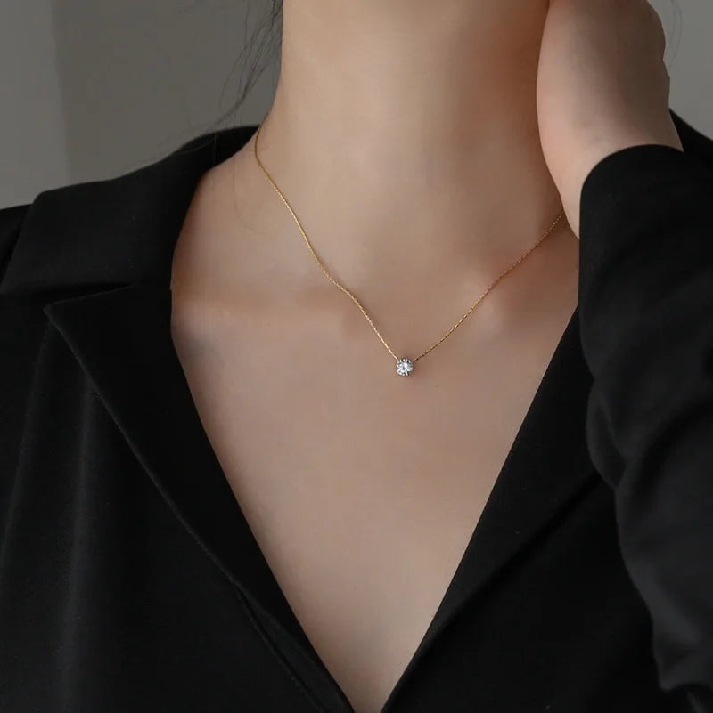 EPSINIA “Solara” Necklace — Minimalist 316L Stainless Steel Chain with Solitaire Zircon Pendant