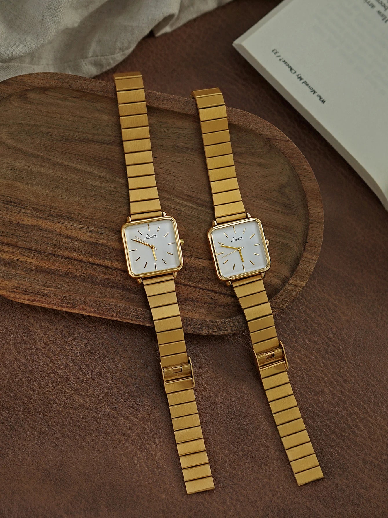 1 Piece of Gold Retro Simple and Elegant Women's Watch Stainless Steel Strap Quartz Watch Square Dial Casual Fashion Waterproof Women's Watch Suitable for Daily Wear Dinner and Other Occasions Decorative Wrist