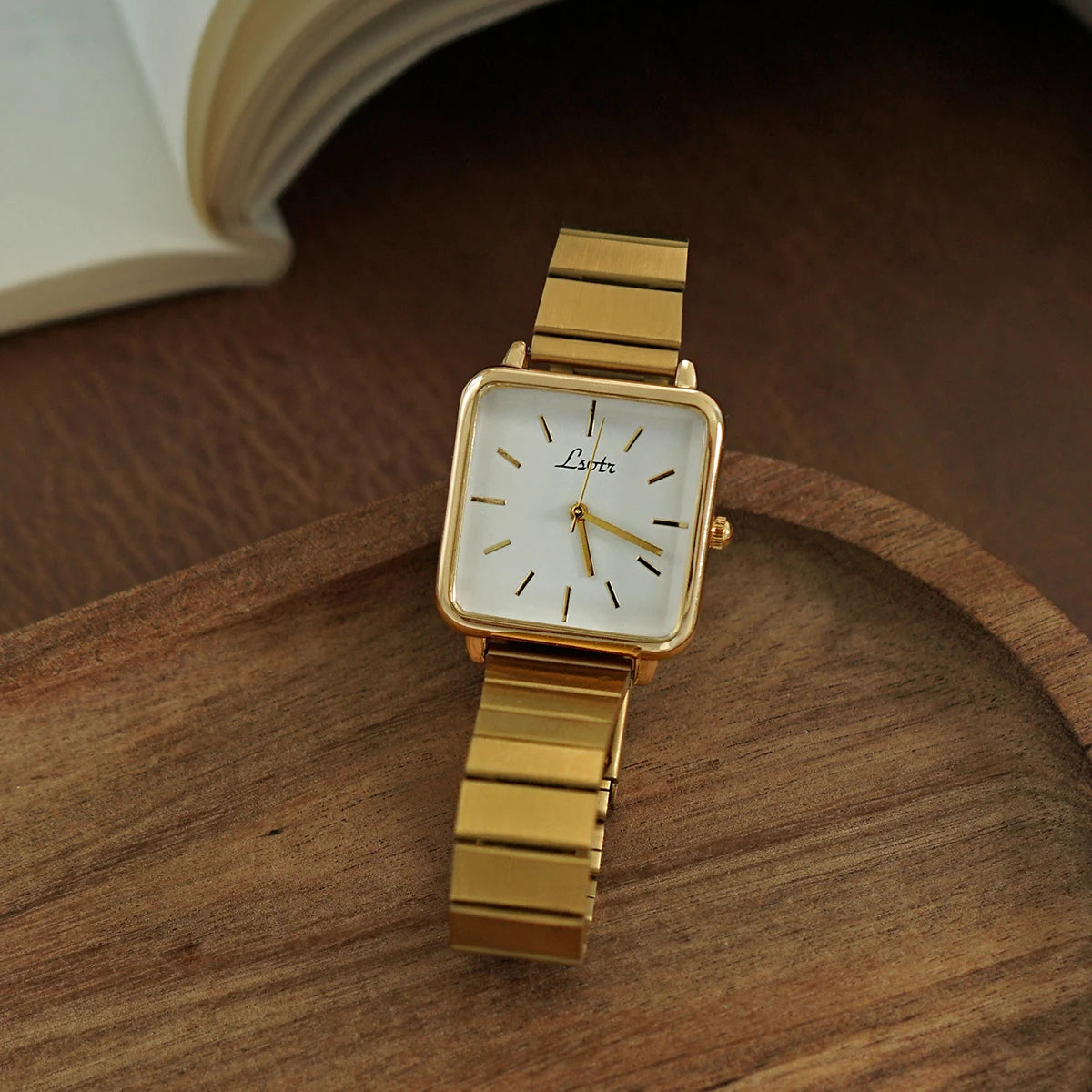 1 Piece of Gold Retro Simple and Elegant Women's Watch Stainless Steel Strap Quartz Watch Square Dial Casual Fashion Waterproof Women's Watch Suitable for Daily Wear Dinner and Other Occasions Decorative Wrist