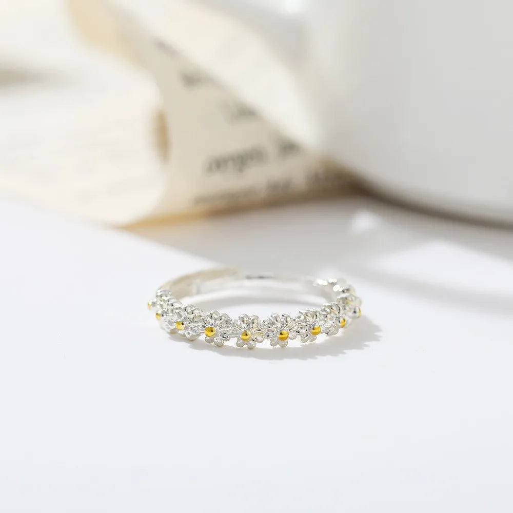 EPSINIA™ “Sweet Daisy” Ring — Adjustable Gold-Plated Flower Ring · Elegant Wedding & Engagement Jewelry Gift for Women