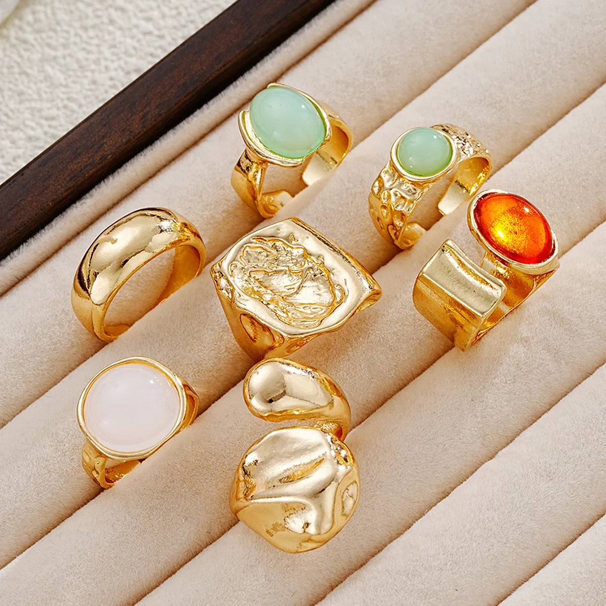 EPSINIA™ “Aurora” Set — 7-Piece Retro Irregular Gemstone Rings · Geometric Gold Opening Rings (2025 Edition),