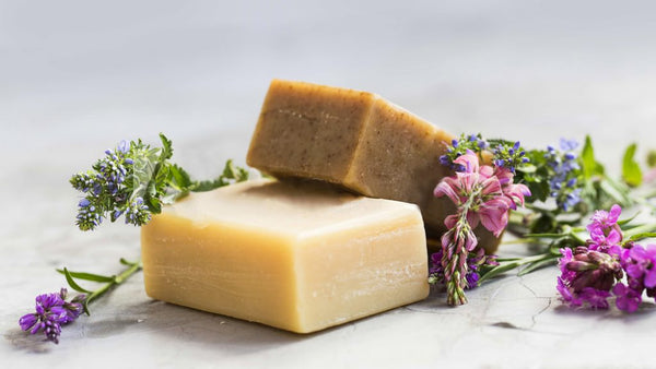 Cold-Pressed Soap vs Commercial Soap — Which Is Better?