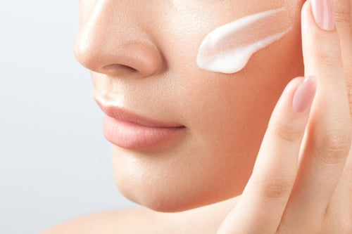 The Ultimate Guide to Choosing the Right Moisturizer for Your Skin Type