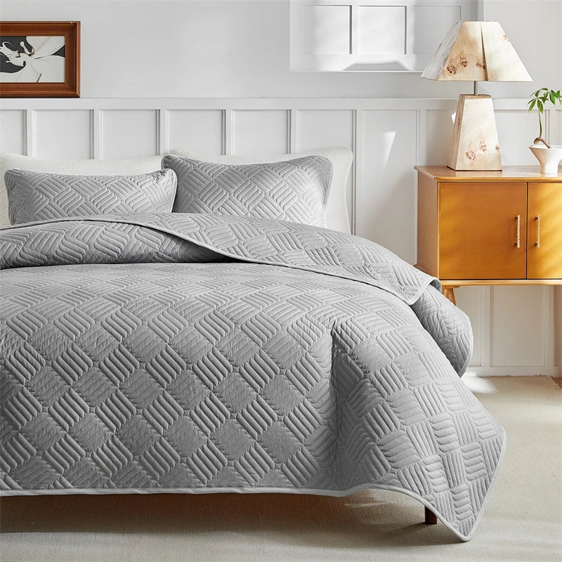 Quilted Bedspread Set Grey Beige Geometric Grid Pattern - Ma boutique
