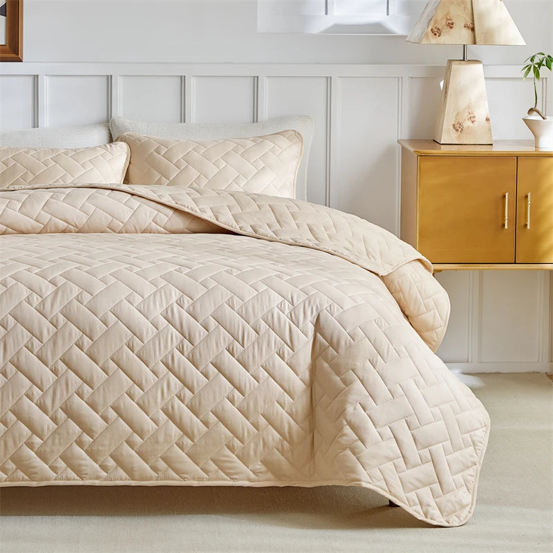 Quilted Bedspread Set Grey Beige Geometric Grid Pattern - Ma boutique